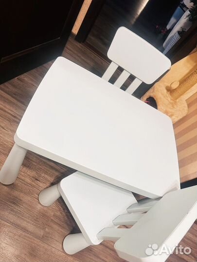 Стулья и стол икея