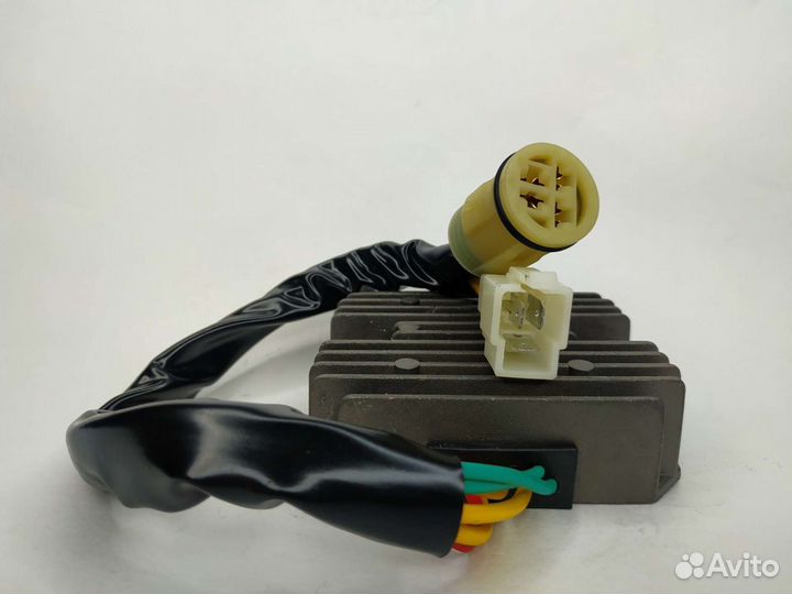 Реле зарядки регулятор honda XRV 750 Africa Twin