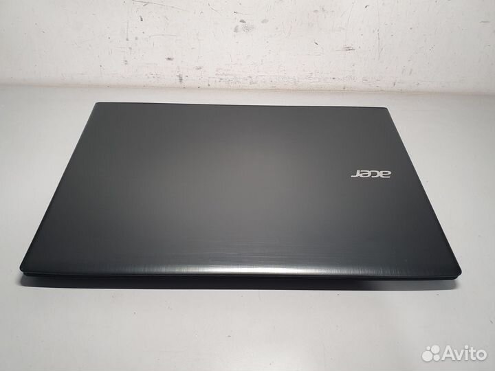 Acer FullHD Core i7-6500U, 16 Gb, GeForce GTX950M