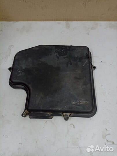 Крышка блока предохранителей Volkswagen Passat b5