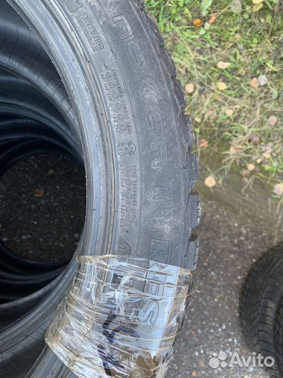 Nokian Tyres Hakkapeliitta 9 SUV 275/40 R20 и 315/35 R20