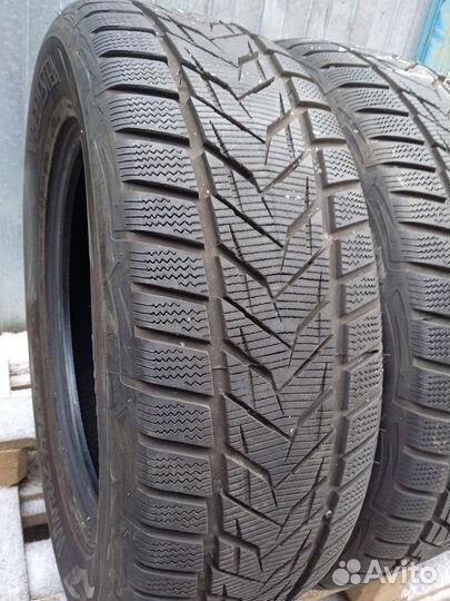 Vredestein Wintrac Xtreme S 215/60 R16