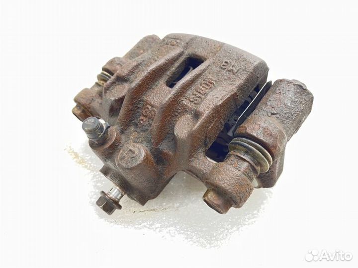 Суппорт тормозной задний правый Hyundai Sonata VII