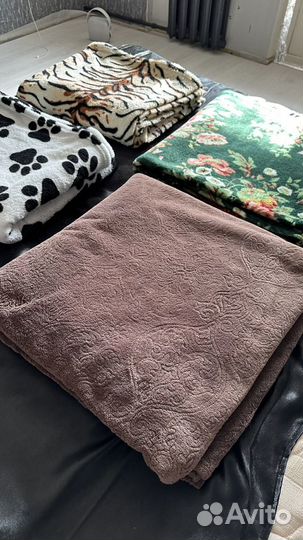 Пледы одеяло полотенце