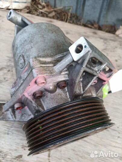 Компрессор кондиционера nissan