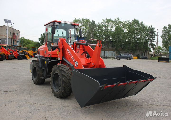 Фронтальный погрузчик Redstar 2500GT, 2023