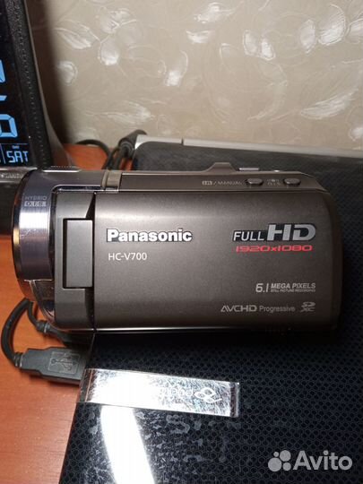 Видеокамера panasonic нс- V700