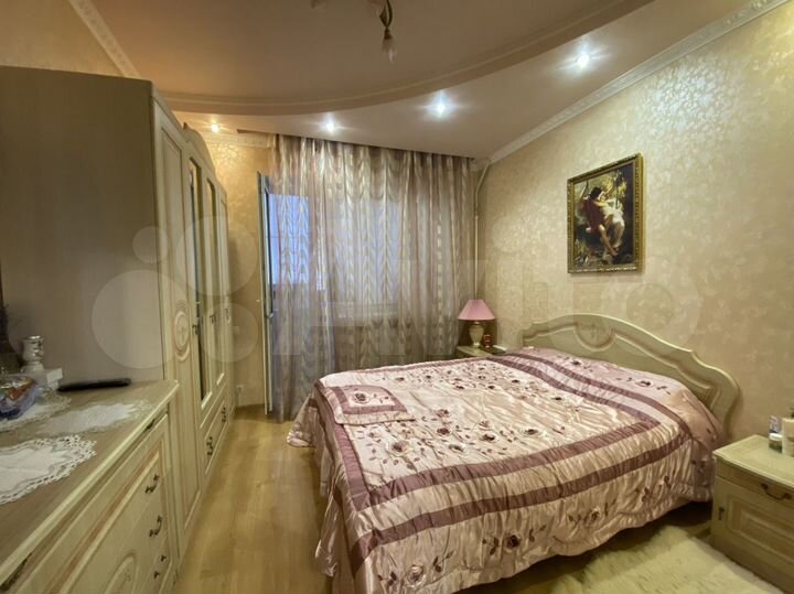 3-к. квартира, 70 м², 4/10 эт.