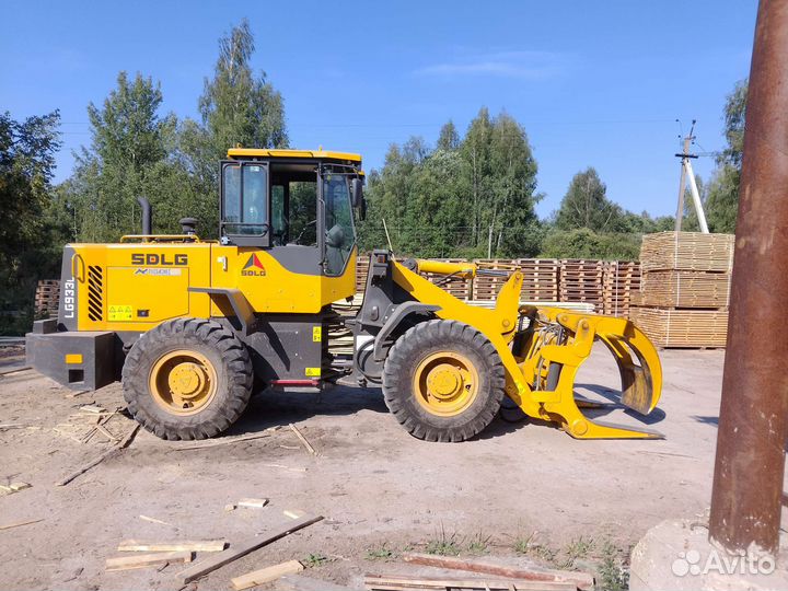 Фронтальный погрузчик Sdlg