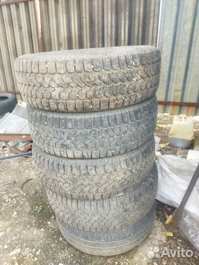 Yokohama Ice Guard F700S 195/65 R15