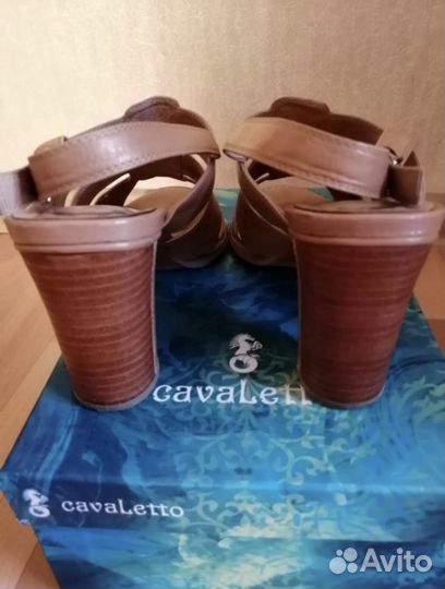 Босоножки женские 39 размер