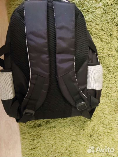 Рюкзак школьный, состояние бу