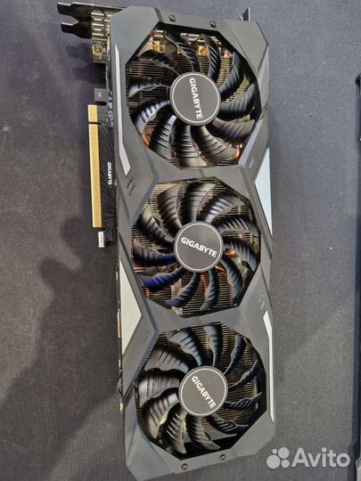 Видеокарта RTX 2080 super в идеальном состоянии