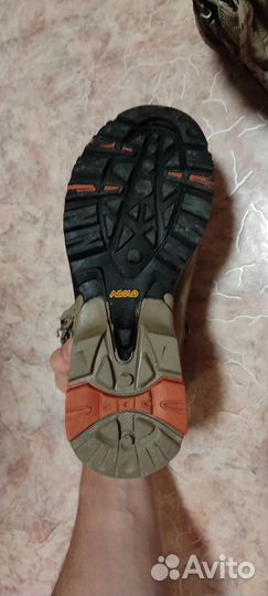 Трекинговые ботинки женские
