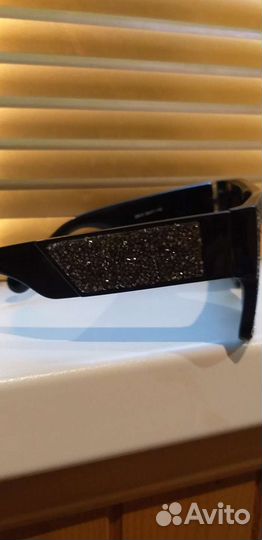 Солнцезащитные очки женские