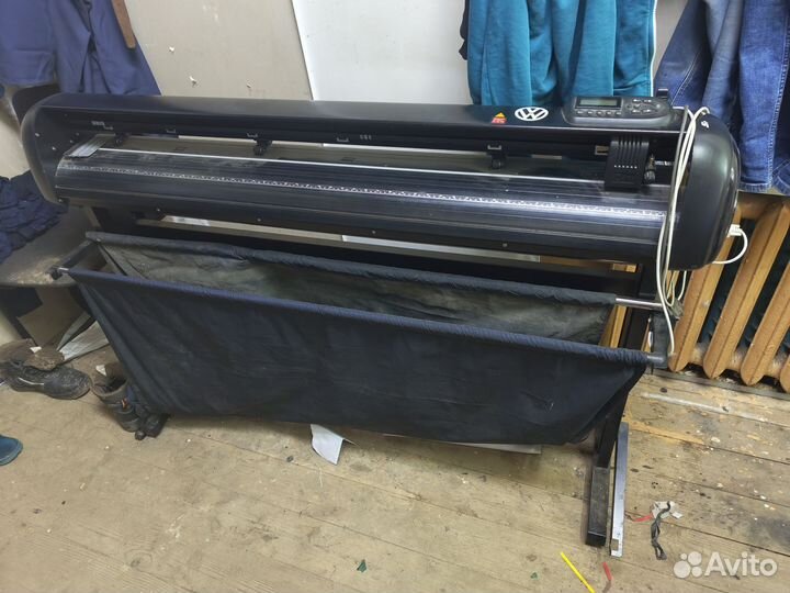 Режущий плоттер zeoncut PRO-1350
