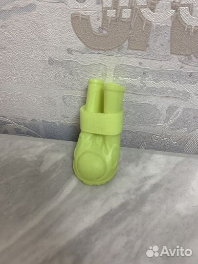 Обувь (резиновые сапоги) для собаки