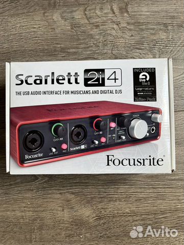 Звуковая карта Focusrite Scarlett 2i4