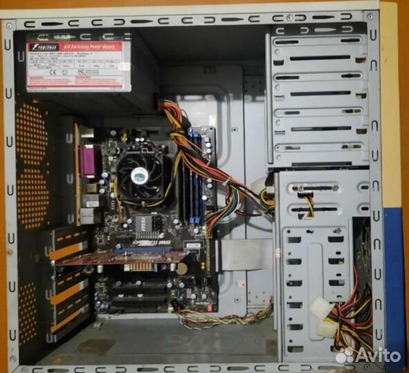 Компьютер: системный блок, монитор, перефирия