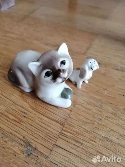 Кошечка и собачка фарфоровые