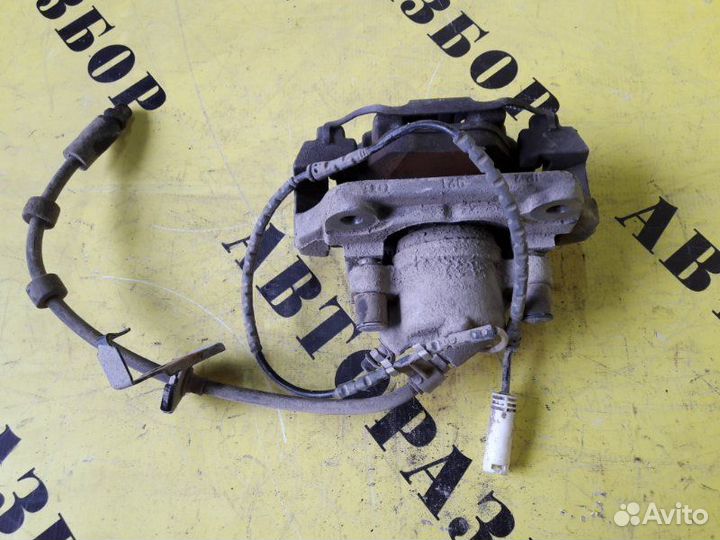 Суппорт передний левый Bmw X1 E84 2009-2014