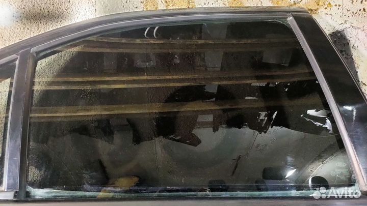 Стекло двери задней правой Ford Mondeo (3) III