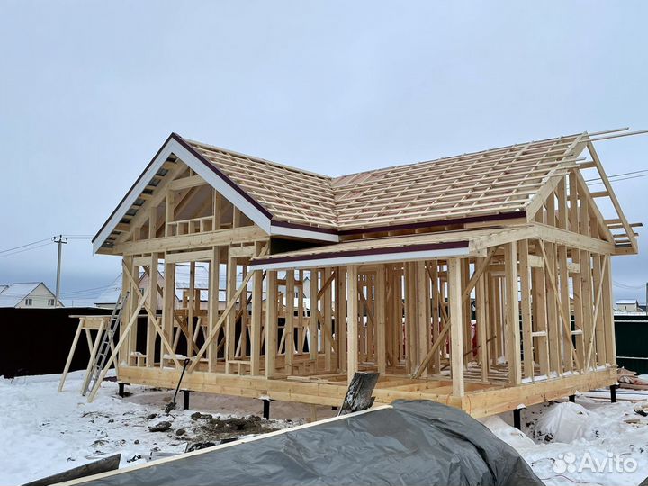 Бригада строителей