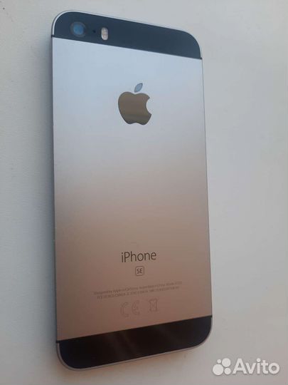 Телефон iPhone 5s