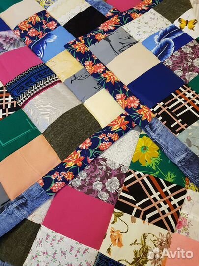 Лоскутное одеяло ручной работы