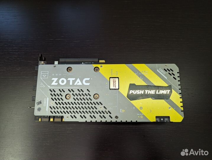 Zotac GeForce GTX 1070 Ti AMP Extreme