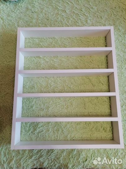 Полка для лаков