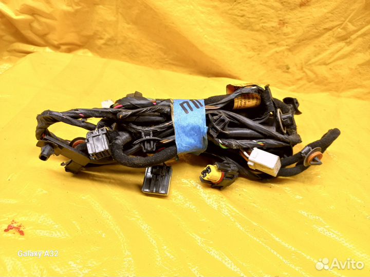 Проводка двери kia Hyundai 916104y031