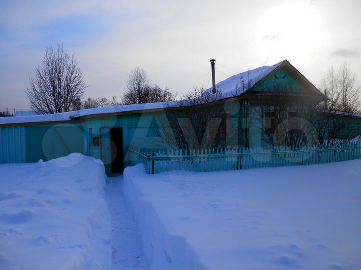 Дом 32,6 м² на участке 18 сот.