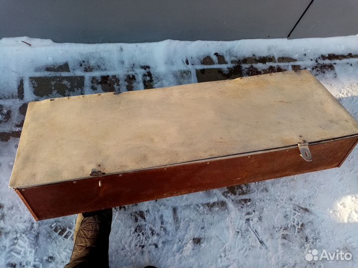 Сейф металлический, надежный,раритетный