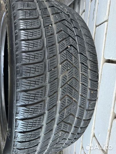 Pirelli Scorpion Winter 285/40 R21 109V