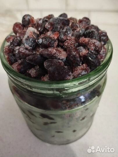 Замороженные ягоды. Вишня, жимолость, смородина