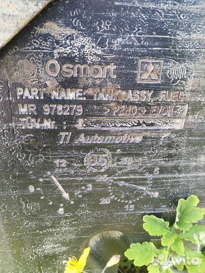 Бензобак для митсубиси кольт Z30, MR978279