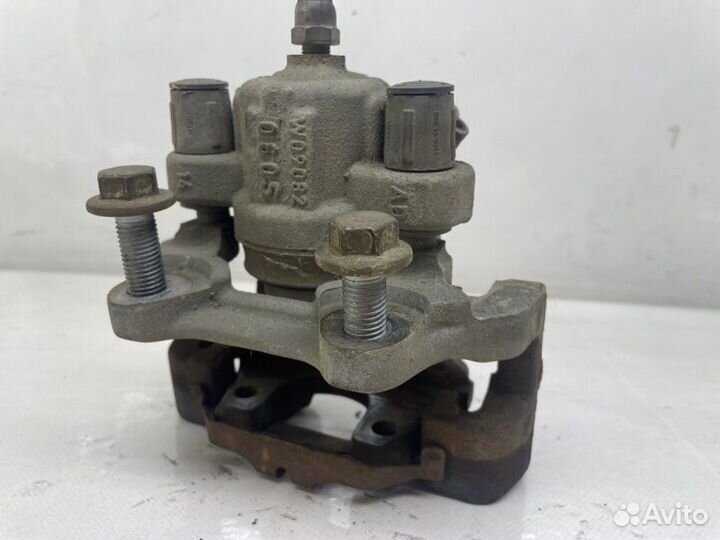 Суппорт задний правый Bmw 3-Series F30 2.0D 2014