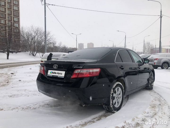 Toyota Camry 2.4 AT, 2011, 350 000 км