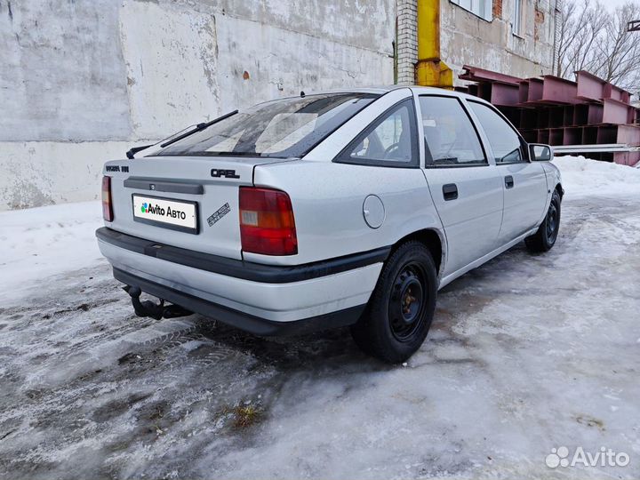 Opel Vectra 1.6 МТ, 1992, 234 155 км