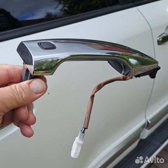 Ручка двери land cruiser 200
