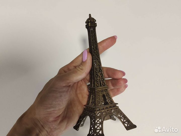 Сувенир из Франции из Парижа Эйфелева башня