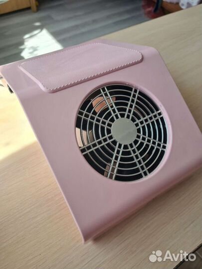 Вытяжка для маникюра