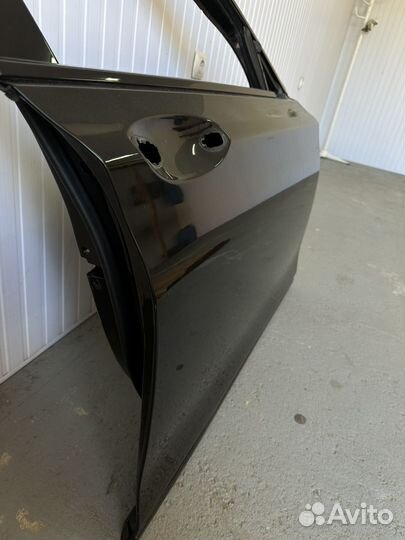 Передняя правая дверь BMW G11/G12