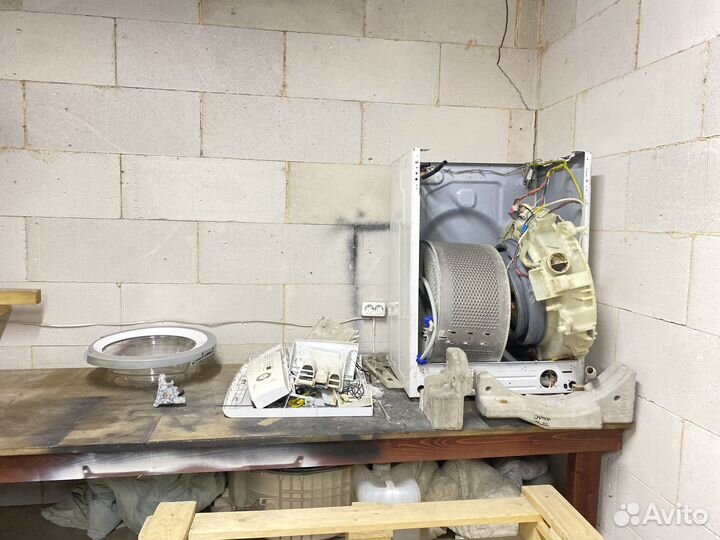 Запчасти от стиральной машинки + колеса