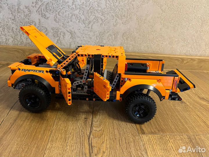 Lego technic 42126 ford f 150 raptor