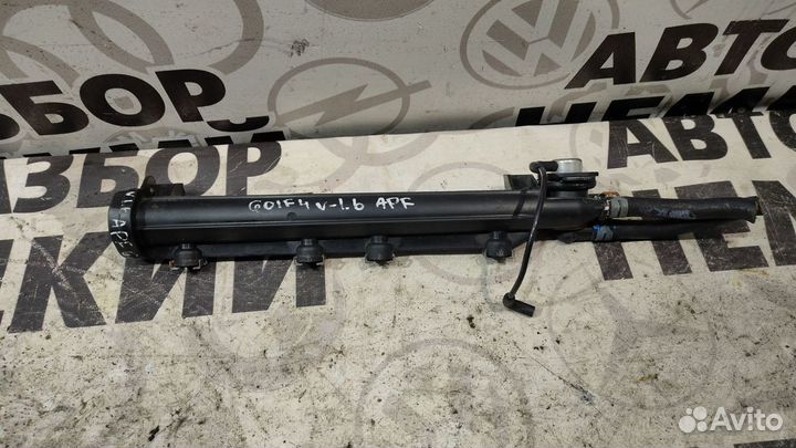 Топливная рампа Volkswagen Golf 4, APF V-1.6