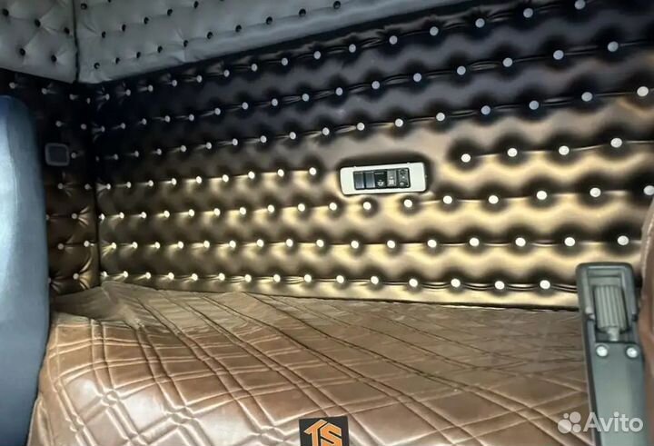 Pазбираем грузовик Volvo FH 2005-2008