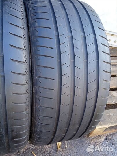 Bridgestone Alenza 001 275/35 R21