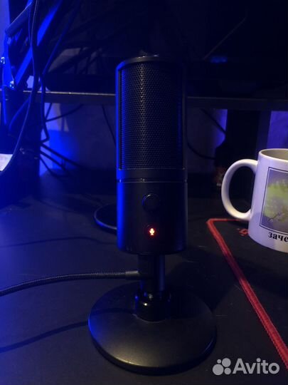 Микрофон Razer Seiren X + Подарочек
